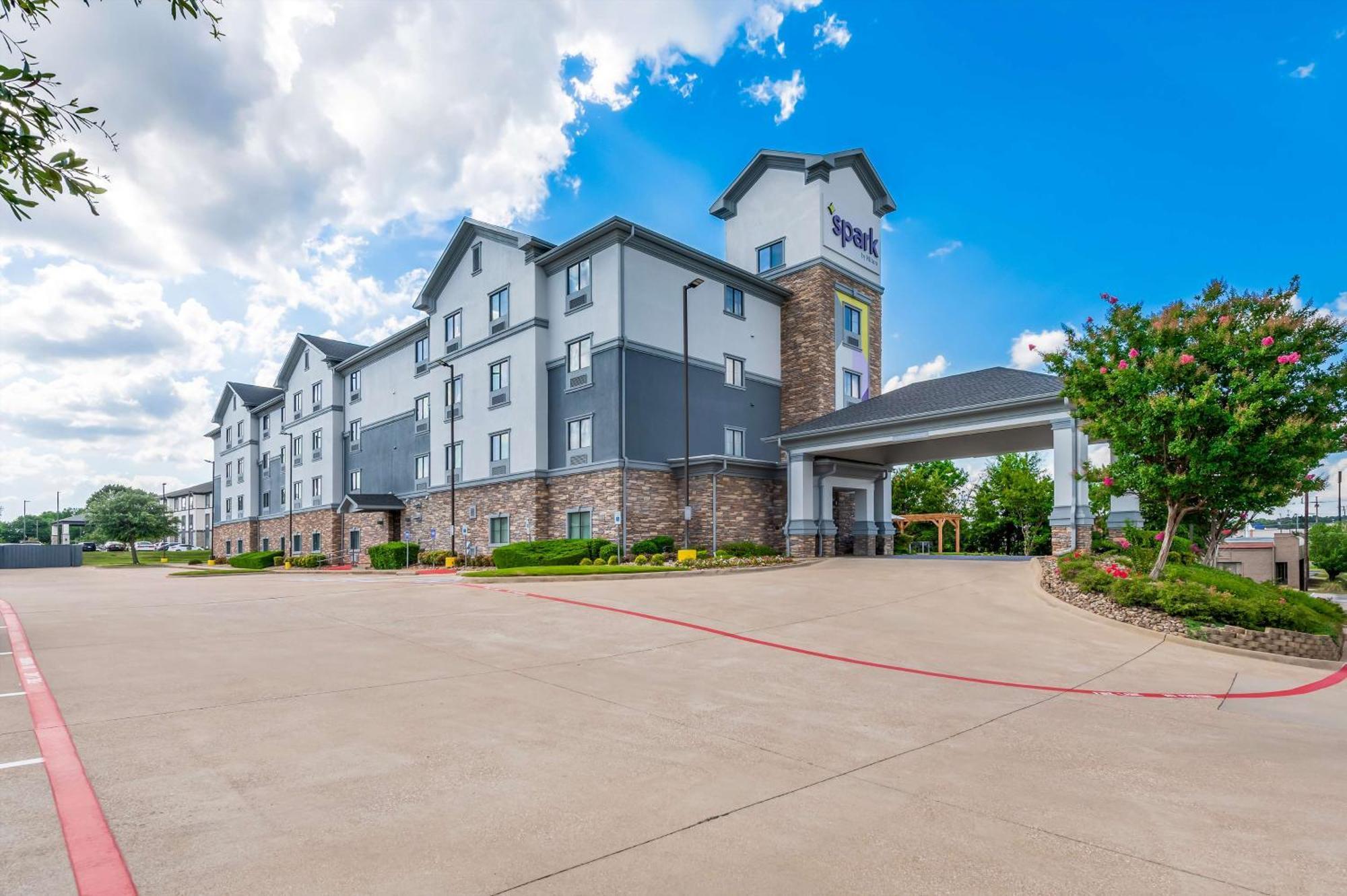 Spark By Hilton Longview Exterior foto